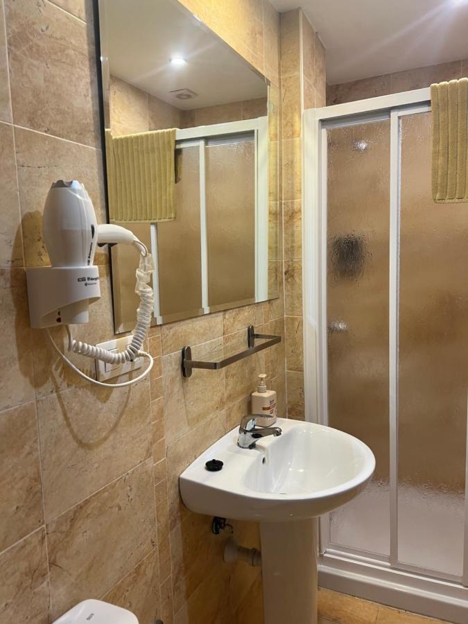 Habitaciones Privadas En Apartamento Compartido Algeciras Luaran gambar